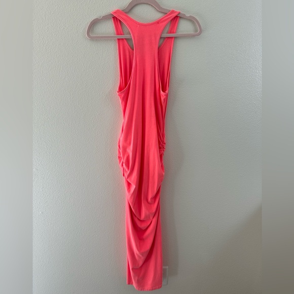 Hot pink fitted maxi dress - Picture 2 of 3